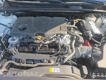 2024 Toyota Camry LE - miniatura 15
