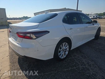 2024 Toyota Camry LE - miniatura 4