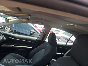 2024 Toyota Camry LE - miniatura 17