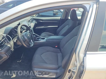 2024 Toyota Camry LE - miniatura 7