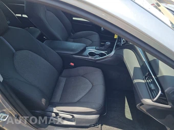 2024 Toyota Camry LE - miniatura 8