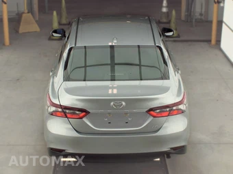 2024 Toyota Camry LE - miniatura 5