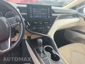 2024 Toyota Camry LE - miniatura 11