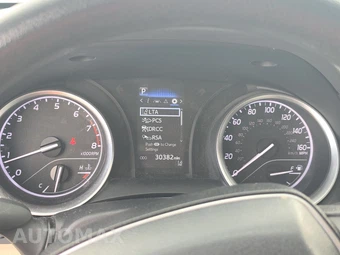 2024 Toyota Camry LE - miniatura 12