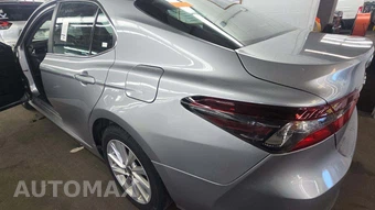 2024 Toyota Camry LE - miniatura 39