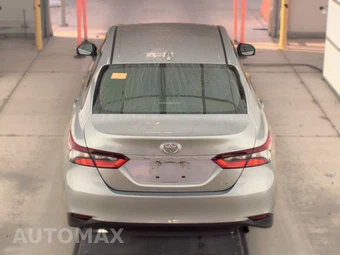 2024 Toyota Camry LE - miniatura 5