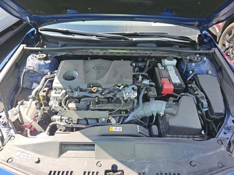 2024 Toyota Camry LE - miniatura 25