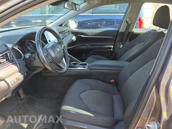 2024 Toyota Camry LE - miniatura 13