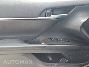 2024 Toyota Camry LE - miniatura 15