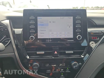 2024 Toyota Camry LE - miniatura 17