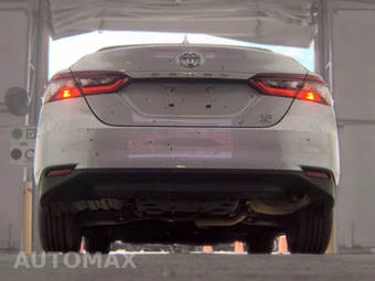 2024 Toyota Camry LE - miniatura 7