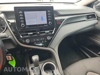 2024 Toyota Camry LE - miniatura 17