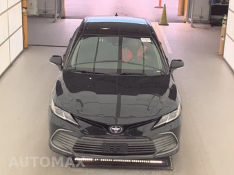 2024 Toyota Camry LE - miniatura 2