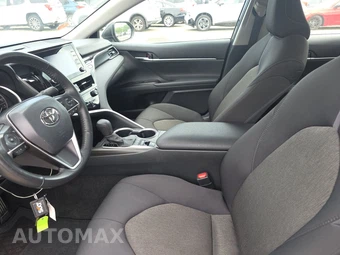 2024 Toyota Camry LE - miniatura 7