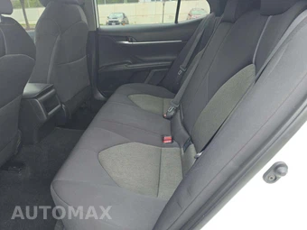 2024 Toyota Camry LE - miniatura 10