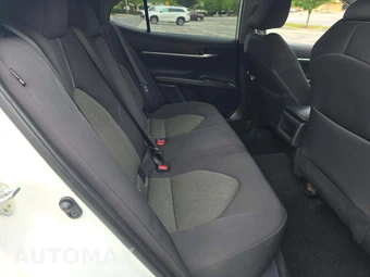 2024 Toyota Camry LE - miniatura 13
