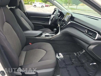 2024 Toyota Camry LE - miniatura 15