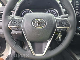 2024 Toyota Camry LE - miniatura 23
