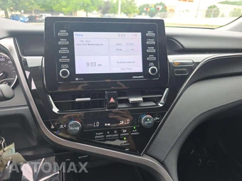 2024 Toyota Camry LE - miniatura 7
