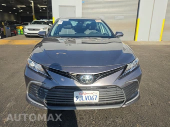 2024 Toyota Camry LE - miniatura 2