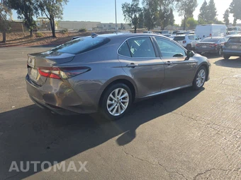 2024 Toyota Camry LE - miniatura 4