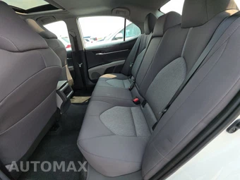 2024 Toyota Camry LE - miniatura 13