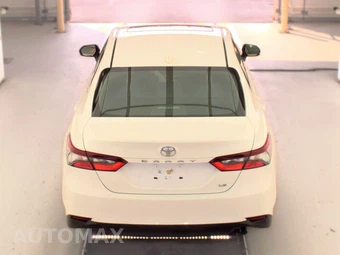 2024 Toyota Camry LE - miniatura 5