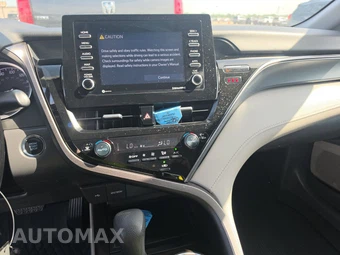 2024 Toyota Camry LE - miniatura 11