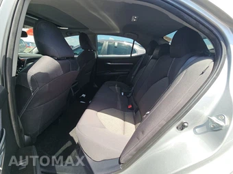 2024 Toyota Camry LE - miniatura 13