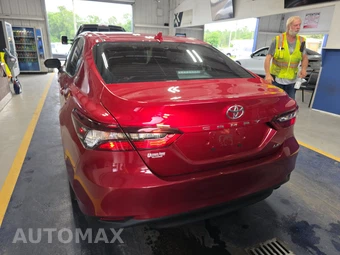2024 Toyota Camry LE - miniatura 5