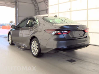 2024 Toyota Camry LE - miniatura 6