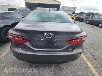 2024 Toyota Camry LE - miniatura 16