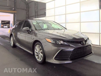 2024 Toyota Camry LE - miniatura 3