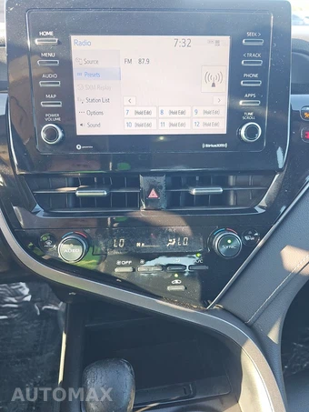 2024 Toyota Camry SE - miniatura 11