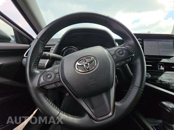 2024 Toyota Camry SE - miniatura 10