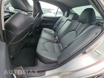 2024 Toyota Camry SE - miniatura 13