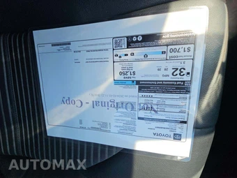 2024 Toyota Camry SE - miniatura 19