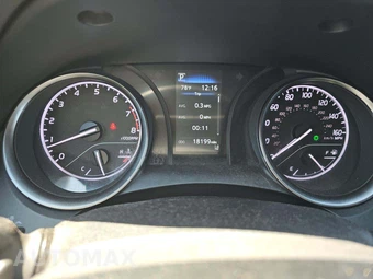 2024 Toyota Camry SE - miniatura 6