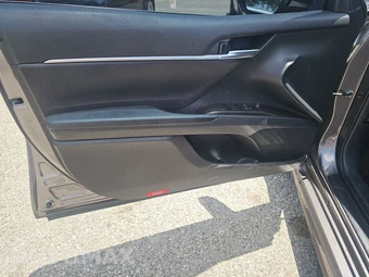 2024 Toyota Camry SE - miniatura 9
