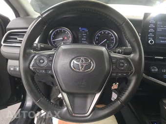2024 Toyota Camry SE - miniatura 10