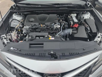 2024 Toyota Camry SE - miniatura 15