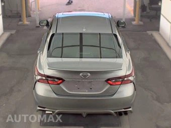 2024 Toyota Camry SE - miniatura 5