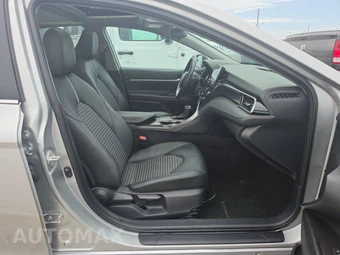 2024 Toyota Camry SE - miniatura 8