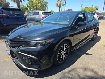 2024 Toyota Camry SE