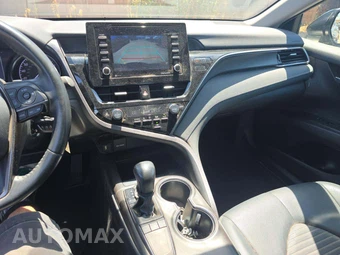 2024 Toyota Camry SE - miniatura 10