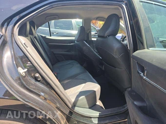 2024 Toyota Camry SE - miniatura 16