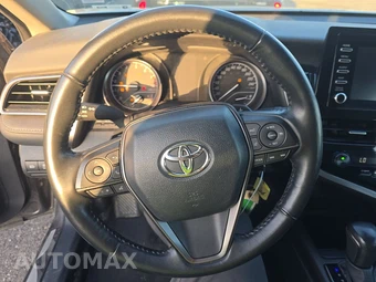 2024 Toyota Camry SE - miniatura 10