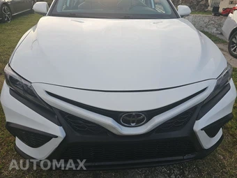 2024 Toyota Camry SE - miniatura 2