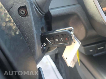 2024 Toyota Camry SE - miniatura 8