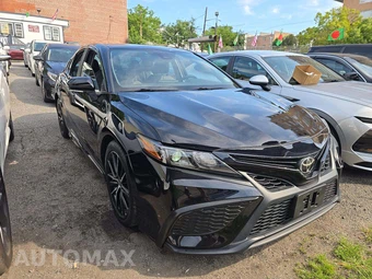 2024 Toyota Camry SE - miniatura 4